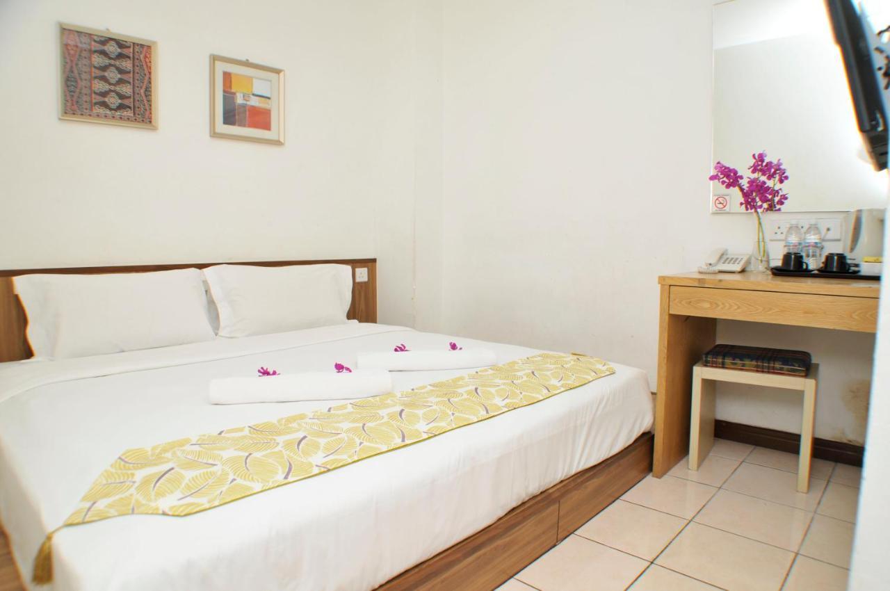โพรมิเนด โฮเต็ล อพาร์ทเมนท์ Aparthotel โกตาคินาบาลู ภายนอก รูปภาพ
