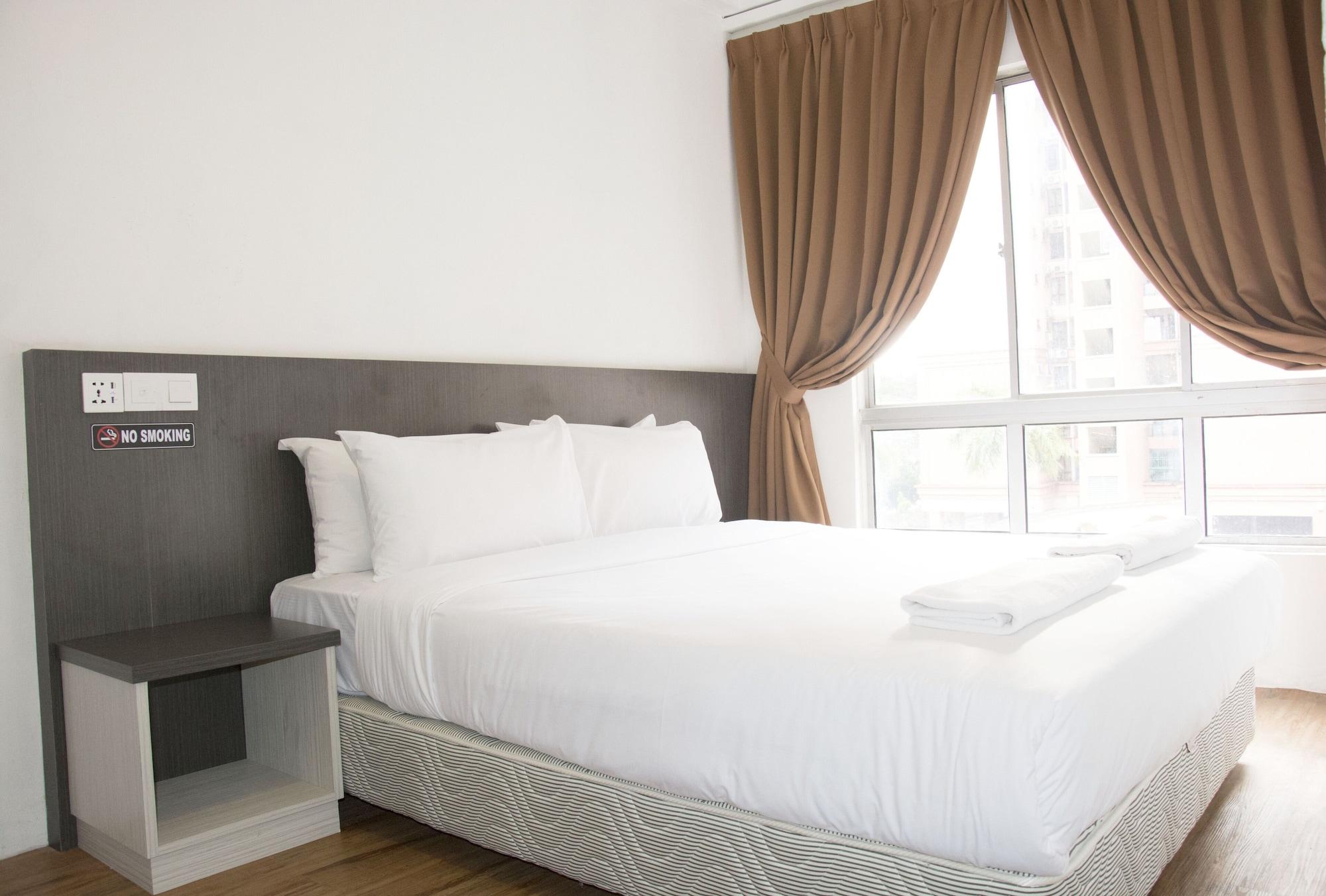 โพรมิเนด โฮเต็ล อพาร์ทเมนท์ Aparthotel โกตาคินาบาลู ภายนอก รูปภาพ