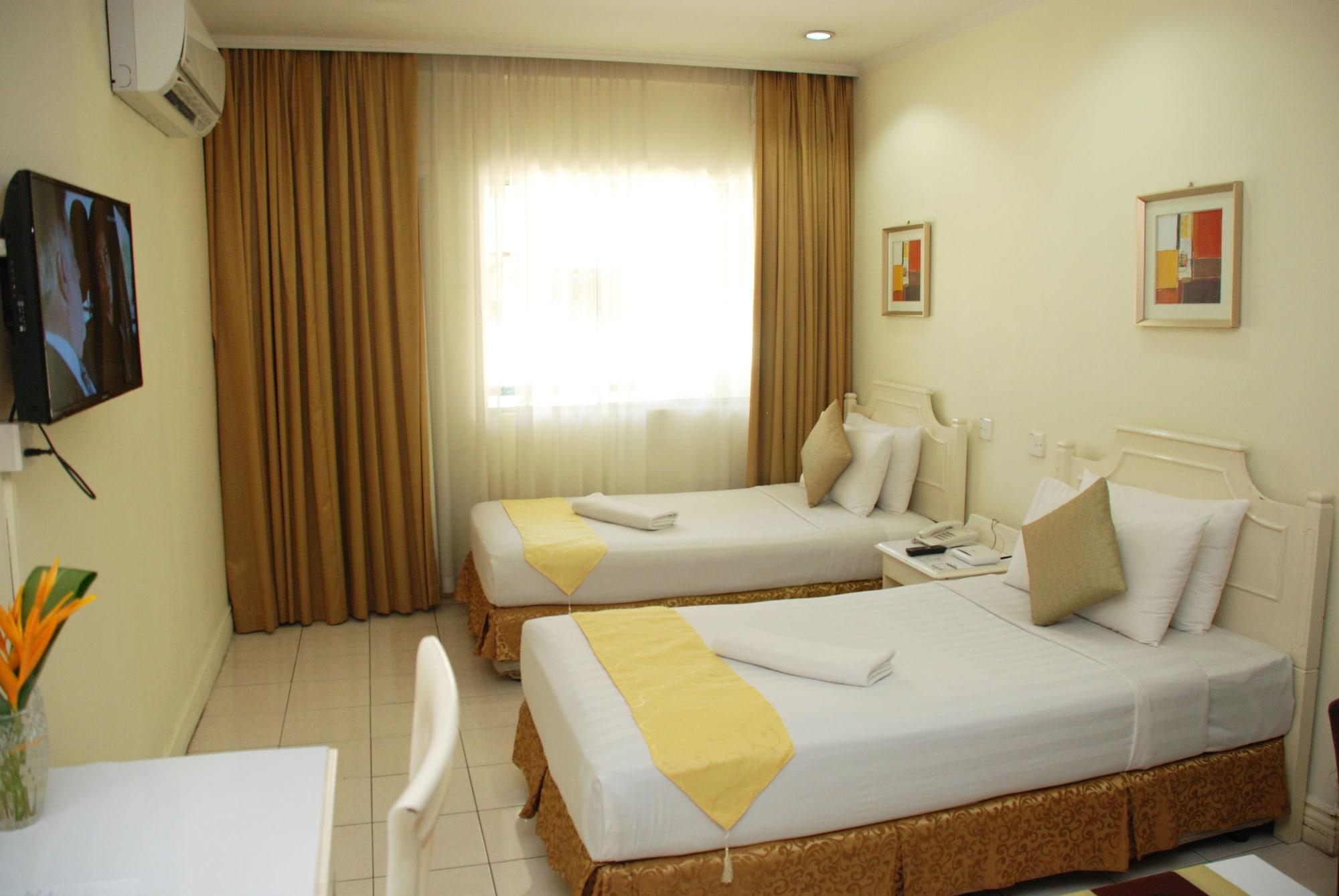 โพรมิเนด โฮเต็ล อพาร์ทเมนท์ Aparthotel โกตาคินาบาลู ภายนอก รูปภาพ