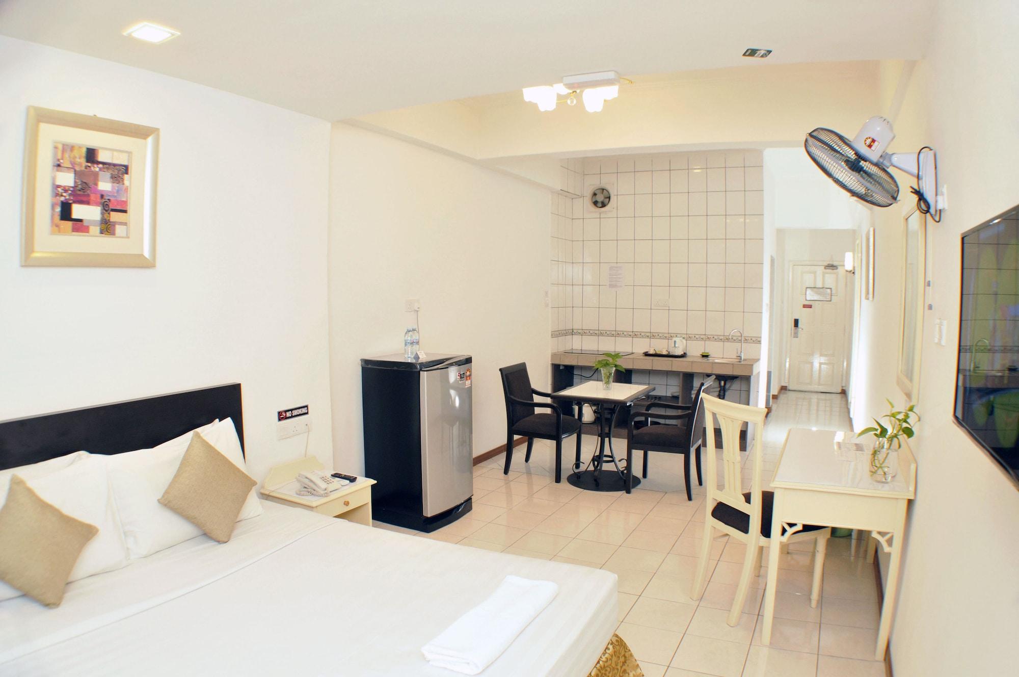 โพรมิเนด โฮเต็ล อพาร์ทเมนท์ Aparthotel โกตาคินาบาลู ภายนอก รูปภาพ