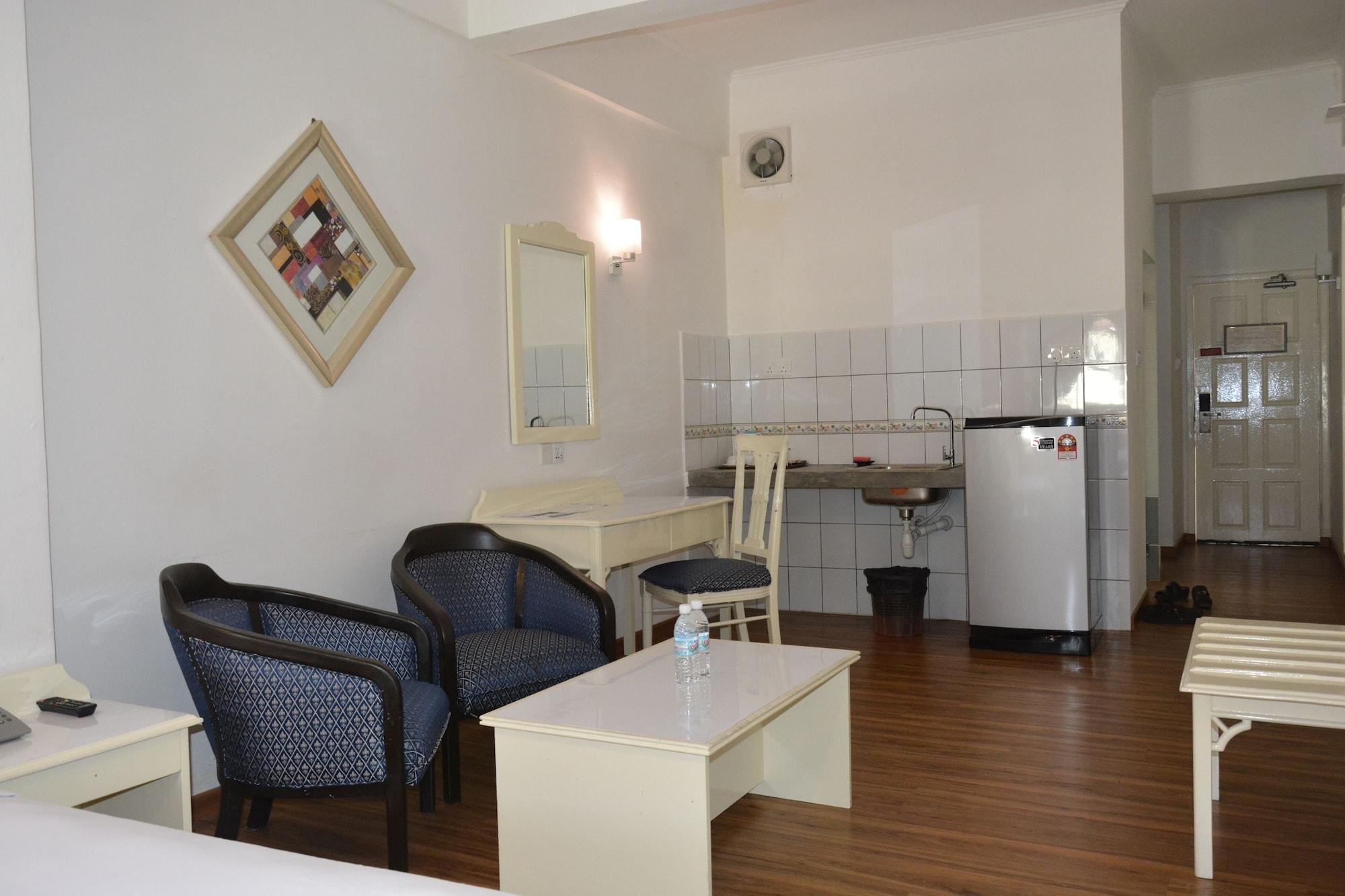 โพรมิเนด โฮเต็ล อพาร์ทเมนท์ Aparthotel โกตาคินาบาลู ภายนอก รูปภาพ