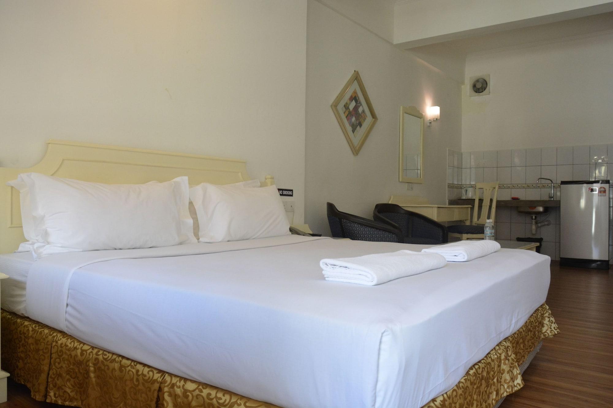 โพรมิเนด โฮเต็ล อพาร์ทเมนท์ Aparthotel โกตาคินาบาลู ภายนอก รูปภาพ