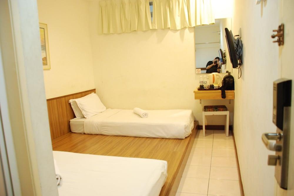 โพรมิเนด โฮเต็ล อพาร์ทเมนท์ Aparthotel โกตาคินาบาลู ภายนอก รูปภาพ