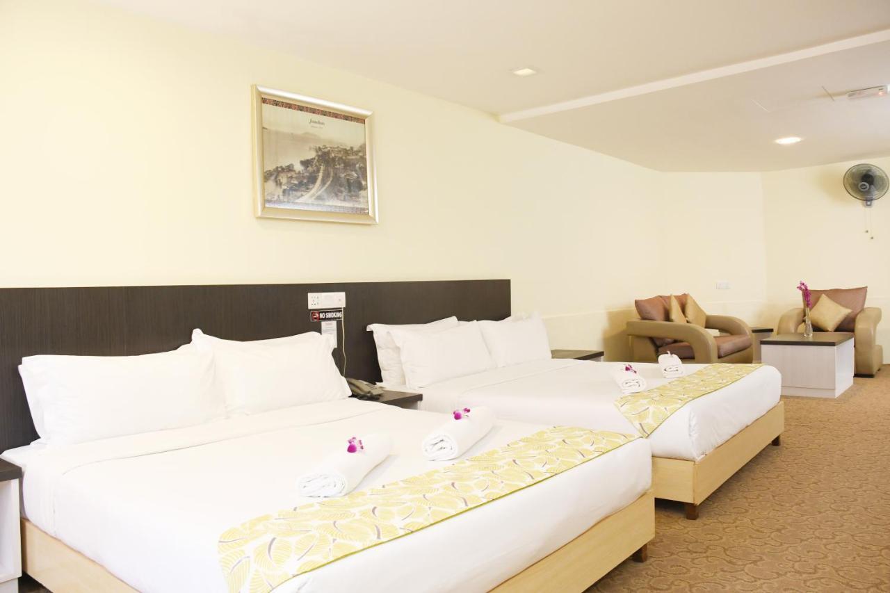 โพรมิเนด โฮเต็ล อพาร์ทเมนท์ Aparthotel โกตาคินาบาลู ภายนอก รูปภาพ