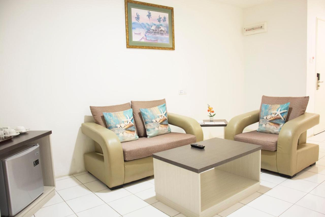 โพรมิเนด โฮเต็ล อพาร์ทเมนท์ Aparthotel โกตาคินาบาลู ภายนอก รูปภาพ